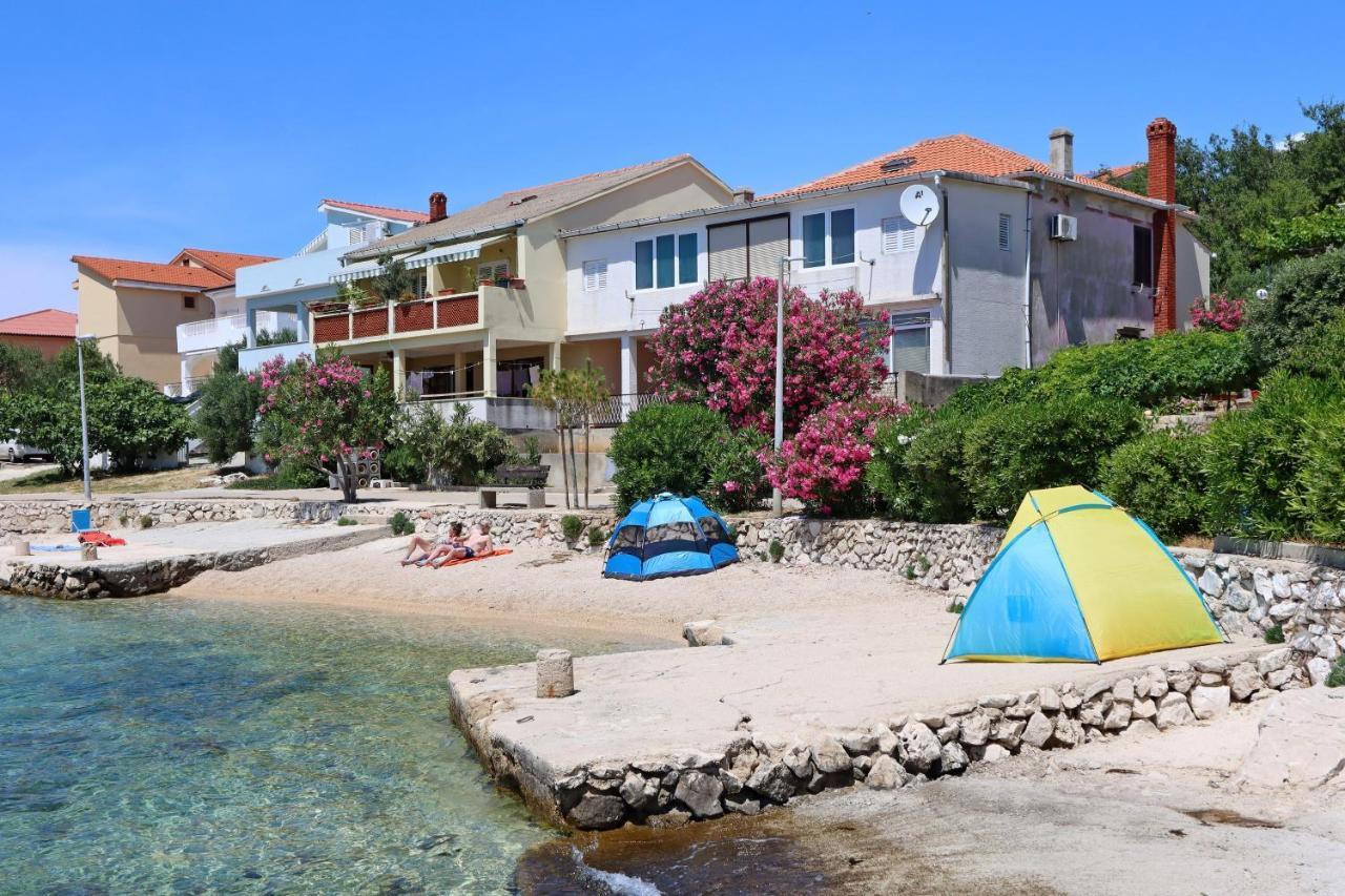Apartments With A Parking Space Mandre, Pag - 16836 Exterior foto